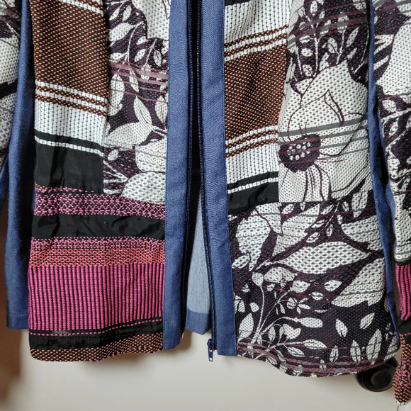 Save The Queen Italian Mesh Floral Blazer Jacket | Size XL | 3D Detail - Picture 3 of 10